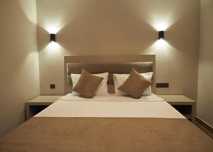 Zenia * אנטליה