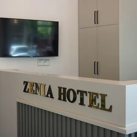 Zenia 酒店 *