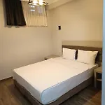 Otel Zenia